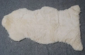 Alfombra de piel de oveja de marfil natural alfombra de piso cálida sedosa de lujo 02 - Imagen 1 de 3