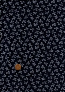 Tela 100 % algodón pequeñas hojas de helecho blanco azul marino oscuro retazos artesanales - Imagen 1 de 1