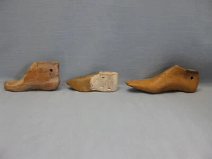 FORMAS DE ZAPATOS, 3 ZAPATEROS DE MADERA ANTIGUOS FORMAS TAMAÑO NIÑO, INUSUALES Y RAROS - Imagen 1 de 22