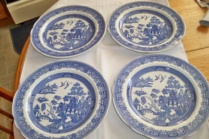 4 The Spode Blue Room Collection Willow 10.5" Plates - Picture 1 of 4