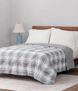 NEW Berkshire Down Alternative Filled Blanket Gray Plaid Solid King Sz 112"x92" - Picture 1 of 6