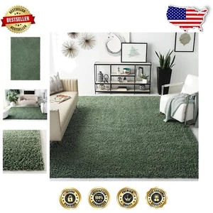 Chic Solid Green Accent Rug 3' x 5' - Durable, Stylish & Easy Maintenance - Picture 1 of 9