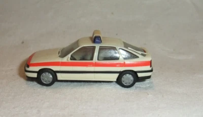 2/24 R2 Herpa Opel Vectra GL Notarzt Modellauto Gelb 1:87 H0 - Bild 1 von 4