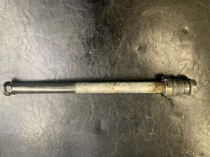 APRILIA RSV 2 RSV2 RSV1000 2005-2008 MILLE SWINGARM AXLE SPINDLE AND NUT - Picture 1 of 1