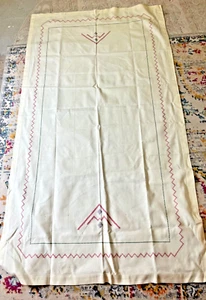 Vintage Green and Red Holiday Minimalist Embroidered Tablecloth 34.5x62 inches - Picture 1 of 7