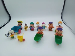 Vintage Fisher Price Little People Peanuts Charlie Brown Figures Lot - Picture 1 of 2