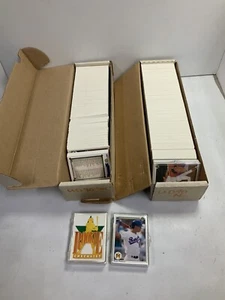 Lote de 2 cajas grandes de béisbol 1990 Upper Deck + 1300 CardsShopTradingCardsCom - Imagen 1 de 6
