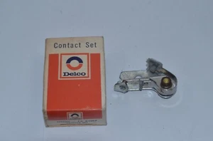 1970-1980's VINTAGE NEW OLD STOCK GM DELCO CONTACT POINTS SET 1954557 D-108-P - Picture 1 of 7