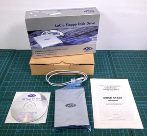 LaCie USB Floppy Disk Drive External 3.5" PC Mac Vintage Windows 98 2000 XP OS X - Afbeelding 1 van 10