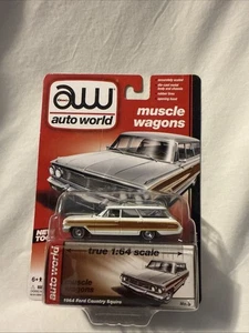 Auto World 1964 Ford Country Squire Muscle Wagons 1:64 B09 - Bild 1 von 2