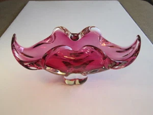 Quality Hand Shaped Heavy Cranberry Glass Long W/ Pinched Sides Art Glass Bowl - Picture 1 of 6