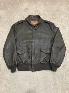 Chaqueta de vuelo vintage Cooper tipo A-2 de cuero marrón bombardero talla 52L HECHA EN EE. UU. - Imagen 1 de 7