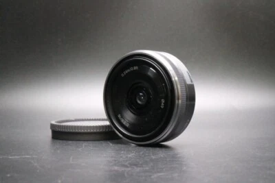 [N.MINT+] Sony SEL16F28 16mm f2.8 AF Wide Angle Lens Sony E-mount Autofocus JP - Image 1 of 4