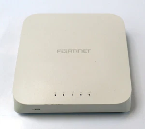 Fortinet FAP-320C-E Wireless Access Point- PoE- 2x GbE-RJ-45- 1x RJ-45 (Console) - Bild 1 von 2