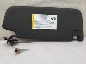 Sun Visor GMC YUKON XL 1500 Left 21 22 - Picture 1 of 3