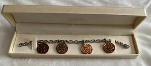SAMUELS Vintage Bronze Medaillon Medaille Bettelarmband Neu in Box - Bild 1 von 5