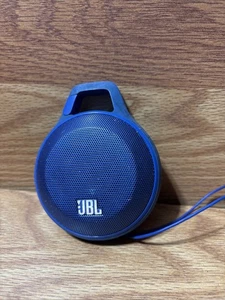 JBL Clip 1 Tragbarer Bluetooth Lautsprecher der ersten Generation - getestet & funktionsfähig - Bild 1 von 6