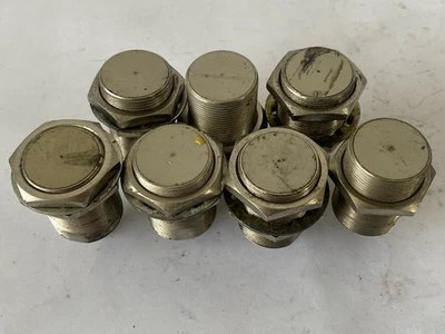 Lot Of 7 Omron E2E-X10E1-M1 10mm Sensing Distance Proximity Sensor - Image 1 of 4