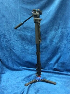 Benro Monopod with S2 Video Head W/ ORIGINAL BAG - Picture 1 of 6