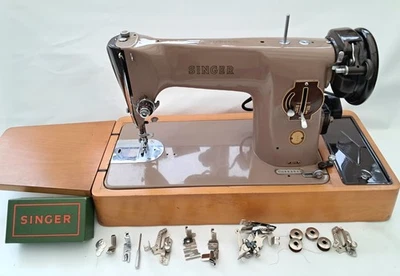 SINGER 201k SEWING MACHINE Lightweight Aluminium model, in Superb Condition   - Image 1 of 4