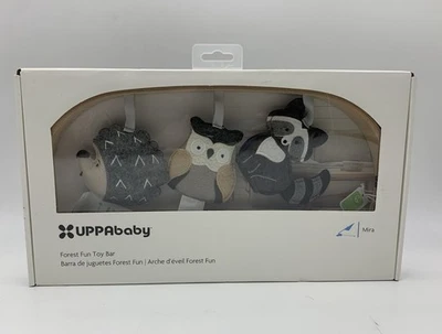 Barra de juguetes divertida UPPAbaby Mira Forest/se conecta fácilmente a la gorila para bebés - Caja abierta Foto 1 de 4