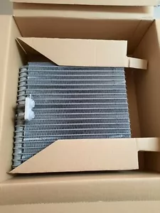 Denso AC Evaporator Coil For Land Cruiser 80 Series R134A Air Conditioning - Picture 1 of 9