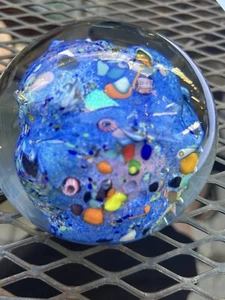 Vintage D. Bagwell signierter abstrakter Kunst Glas Briefbeschwerer - ausgezeichnet 3,5 x 2,75" - Bild 1 von 10