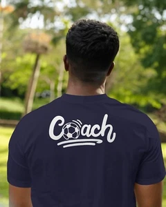 Herren Team Trainer Fußball Spiel T-Shirts normale Passform Baumwolle Weihnachten Geschenk Streetwear - Bild 1 von 11