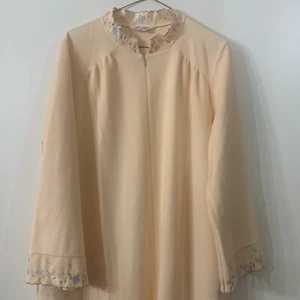 VTG Vanity Fair Robe Womens Sz 16 XL Peach Half Zip Floral Embroidery Soft Cozy - Picture 1 of 6