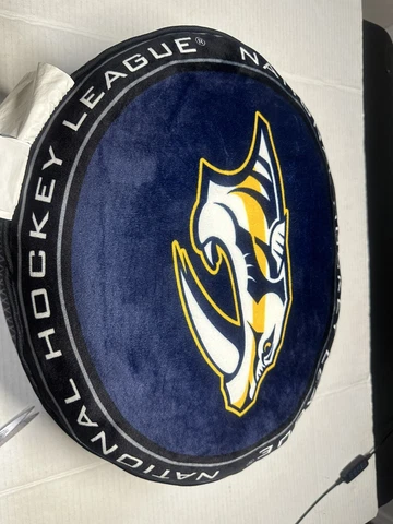 Nashville Predators Cloud to Go Style Pillow NHL Travel Neck Bed Bedding Cover