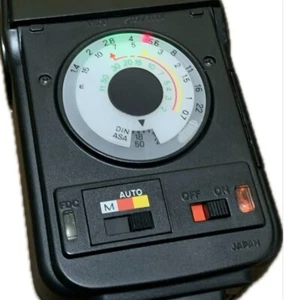 Near MINT in Case Minolta Auto 132X Shoe Mount Flash From JAPAN - Picture 1 of 10