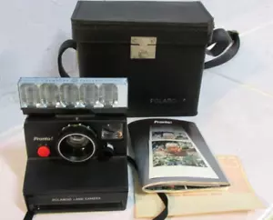 FOTOCAMERA POLAROID PRONTO con MANUALE E FLASHBAR E CUSTODIA FUNZIONANTE!! - Foto 1 di 7