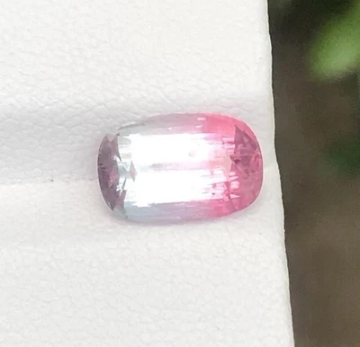 3.25Cts Natural Bicolor Tourmaline from Afghanistan Dimension 11.11x7.38x5.65 - Image 1 of 4