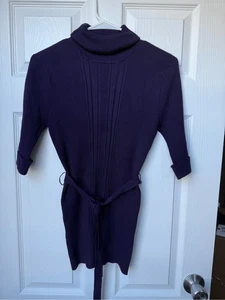 Suéter cuello tortuga grande para mujer cinturón púrpura Hooked Up by IOT - Imagen 1 de 4