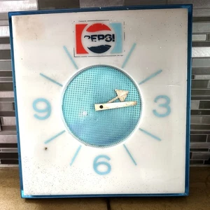 Vintage 1970's PEPSI Cola Wall Clock 15' x 16" READ - Picture 1 of 9