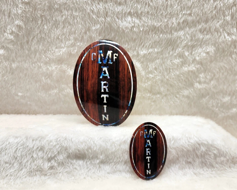 Набор из 2 наклеек для гитар Martin - Изображение 1 из 1