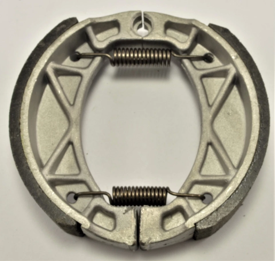 ZAPATAS FRENO TRASERO YAMAHA TTR125 TT-R125L LE E (2000-18) ADHERIDAS  Foto 1 de 1