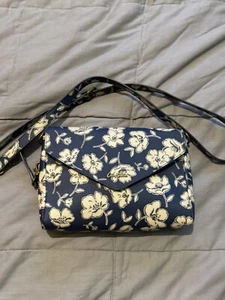 Cath kidston Cross Body Bag Navy White Floral Oilcloth Cottage Core Kitch - Picture 1 of 9