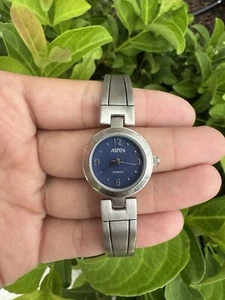 Vintage Aspen Quartz Silver Tone w/ Blue Face Watch - 7” - Picture 1 of 3