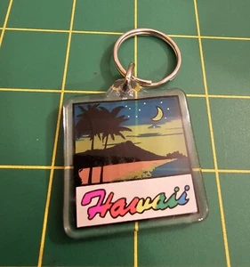 Hawaii Square Acrylic Souvenir Keychain Vintage Style Sunset Travel Collectible  - Picture 1 of 2