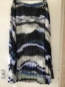 Joanna Hope Women's Skirt Size 18 /BNWT/ Soft Summer Blue And Grey - Picture 1 of 9