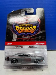 1/64 HOT WHEELS PHIL'S GARAGE REAL RIDERS 14/39 1969 DODGE CHARGER R/T GRAY - Picture 1 of 3