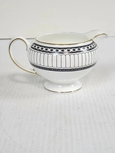 Wedgwood China COLONNADE NEGRO Crema Forma Leigh 8 OZ - Imagen 1 de 8