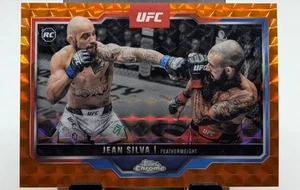 2025 Topps Chrome UFC Jean Silva arancione geometrico RC #56/25 | PESO PIUMA - Foto 1 di 2