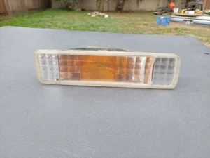 Luz de parachoques derecha Honda Accord 1988-1989 OEM intermitente lente de pasajero estacionamiento - Imagen 1 de 8