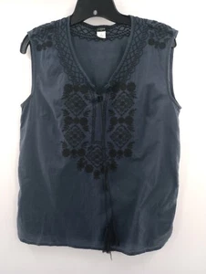 J.Crew Extra Small Women's Blouse Embroidered Sleeveless Navy Blue 082 - Picture 1 of 6