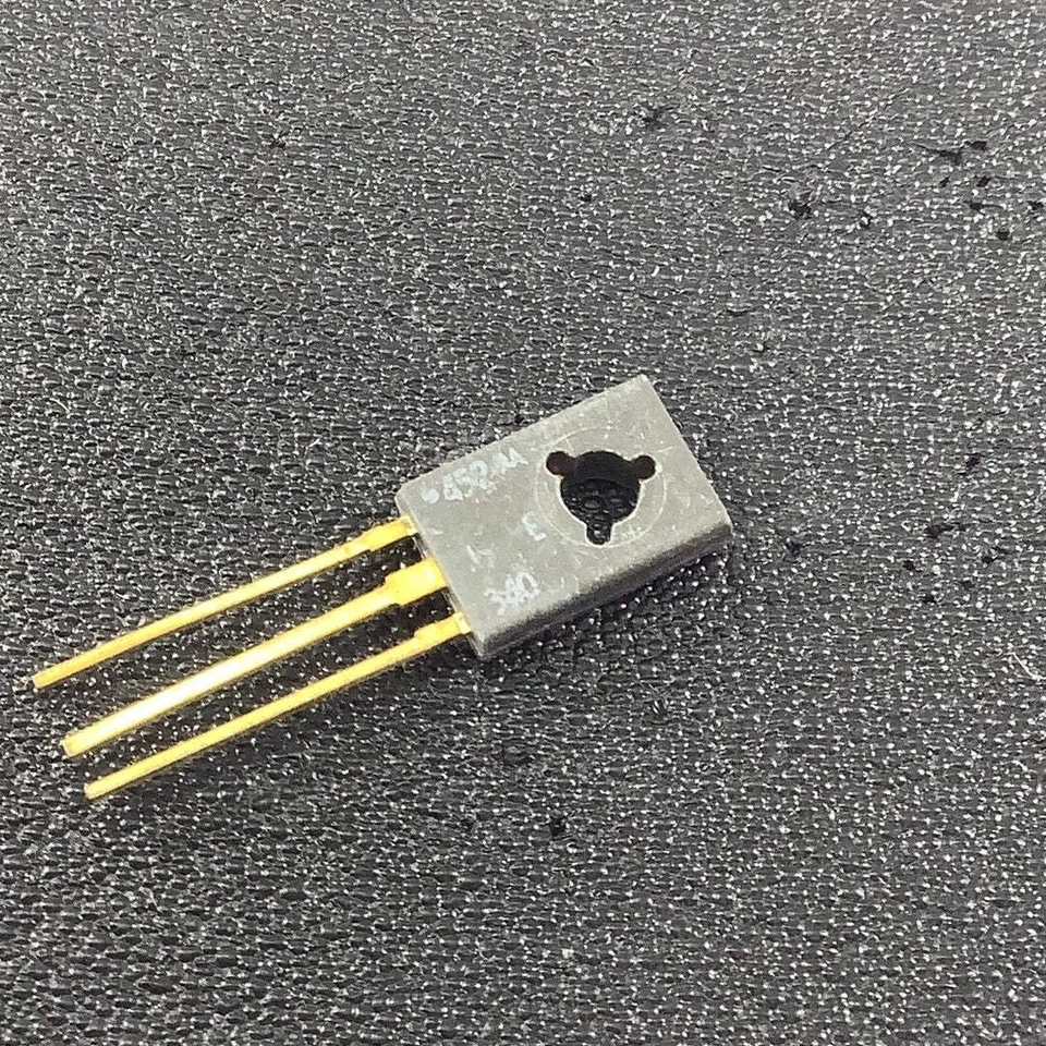 US SELLER Motorola Old Stock MJE340 Transistors NPN 300v 0.5a
