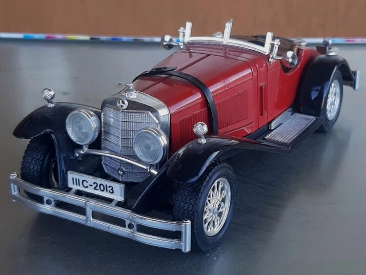 Bburago Burago Mercedes SSK 1/24 - Immagine 1 di 2