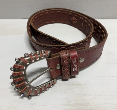 Cinturón pequeño de cuero borgoña Miss Me para mujer Foto 1 de 4