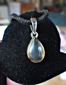 SCHMUCK-STCK ANHÄNGER 925 SILBER LABRADORITH CABOCHON NEU Tropfen vergoldet - Picture 1 of 6